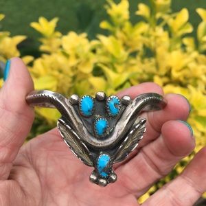 VINTAGE ZUNI Turquoise MARY S LEW turquoise CUFF